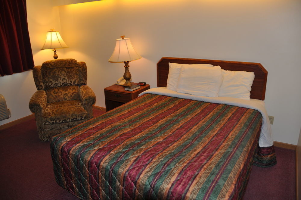 Shepherd Mountain Inn & Suites Pilot Knob Exteriér fotografie