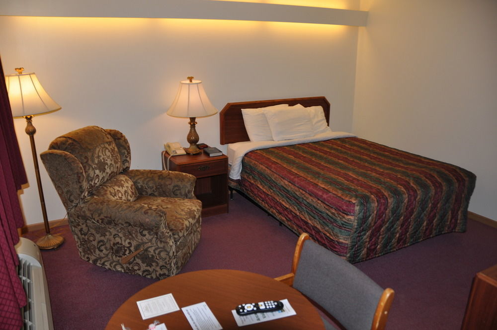 Shepherd Mountain Inn & Suites Pilot Knob Exteriér fotografie