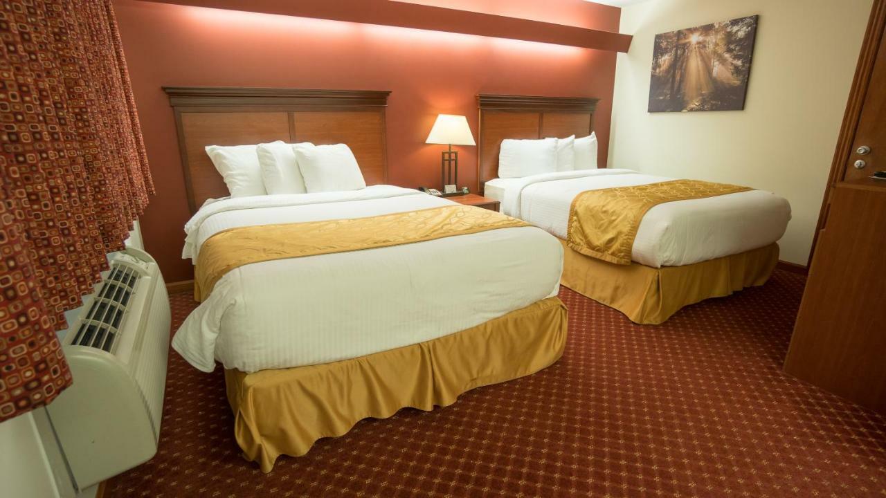 Shepherd Mountain Inn & Suites Pilot Knob Exteriér fotografie