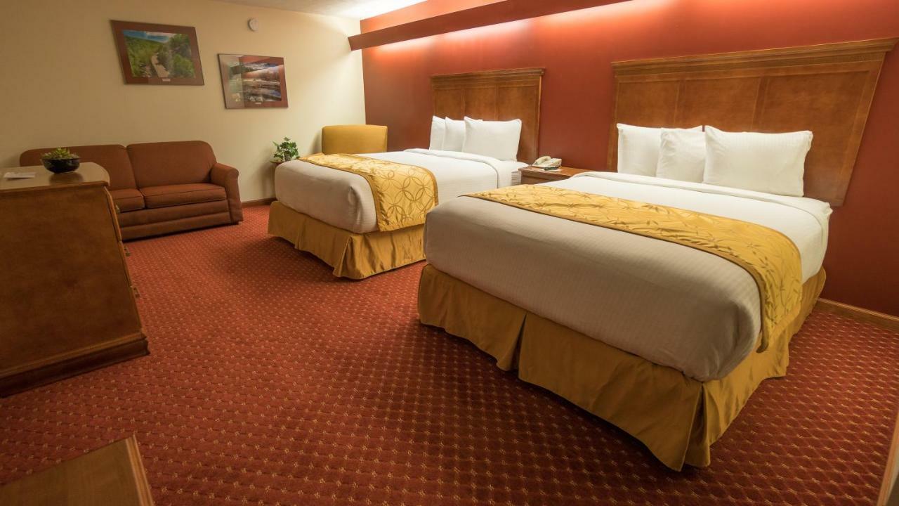 Shepherd Mountain Inn & Suites Pilot Knob Exteriér fotografie