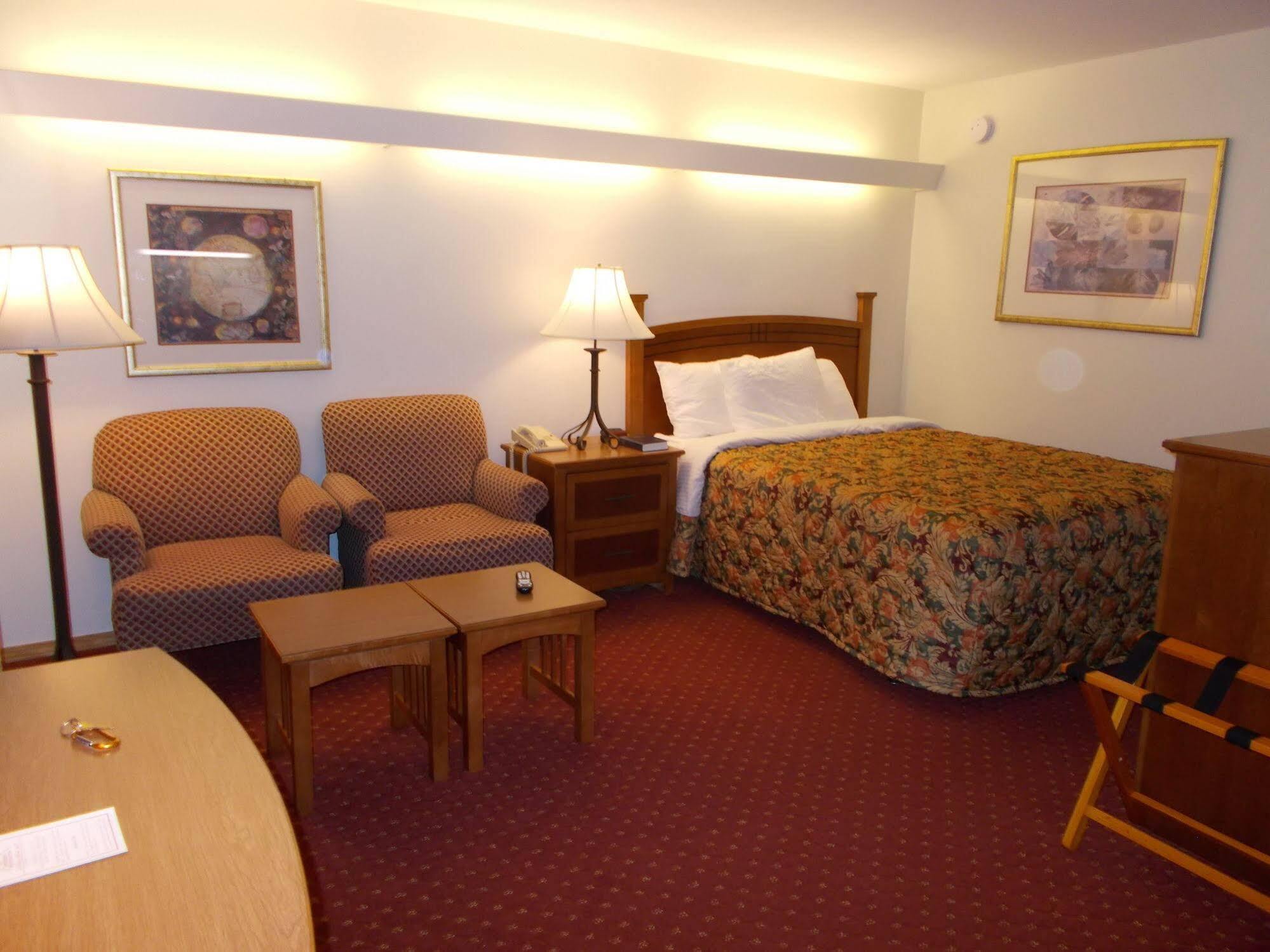 Shepherd Mountain Inn & Suites Pilot Knob Exteriér fotografie