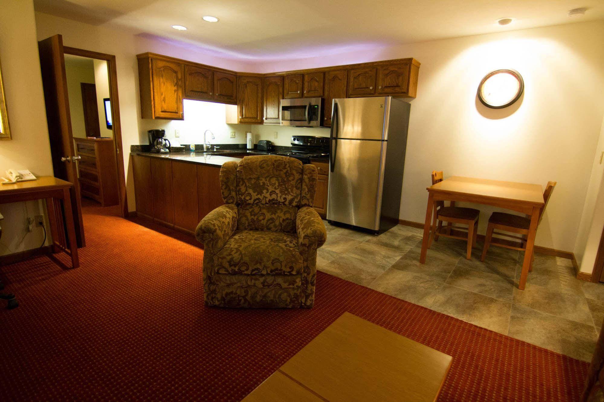 Shepherd Mountain Inn & Suites Pilot Knob Exteriér fotografie