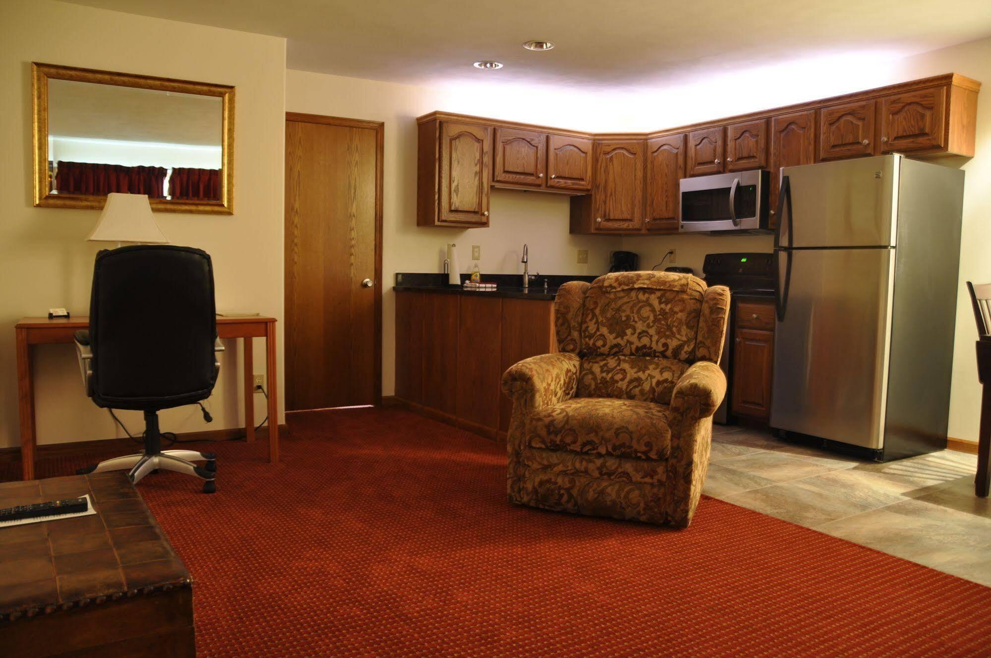 Shepherd Mountain Inn & Suites Pilot Knob Exteriér fotografie