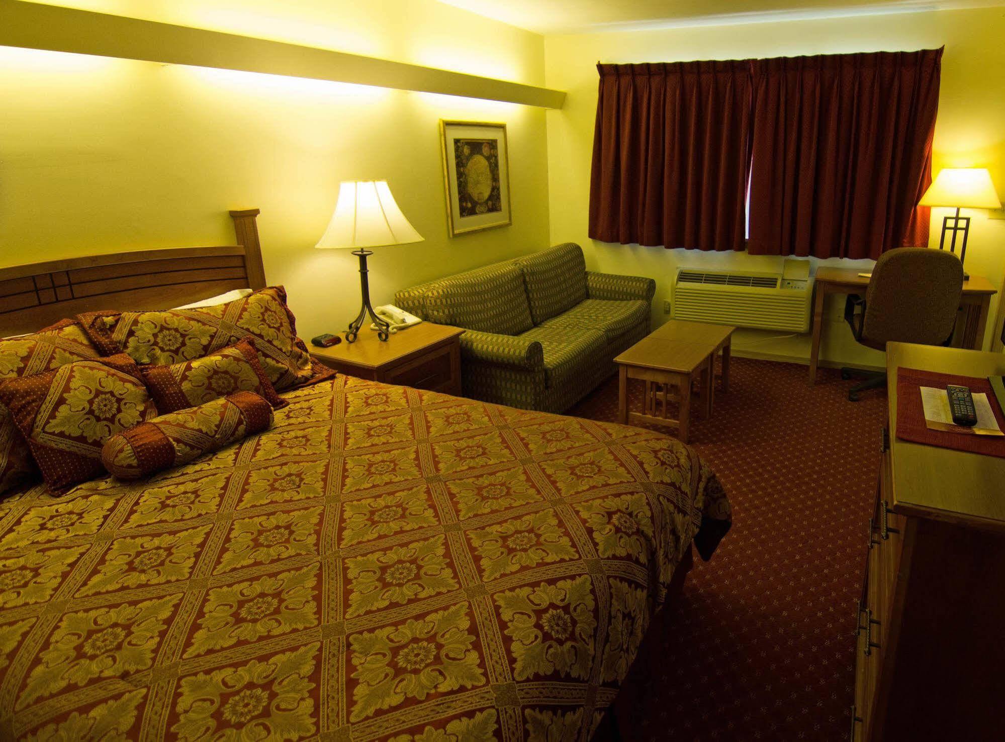 Shepherd Mountain Inn & Suites Pilot Knob Exteriér fotografie